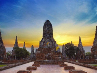 Ayutthaya ruines au crépuscule