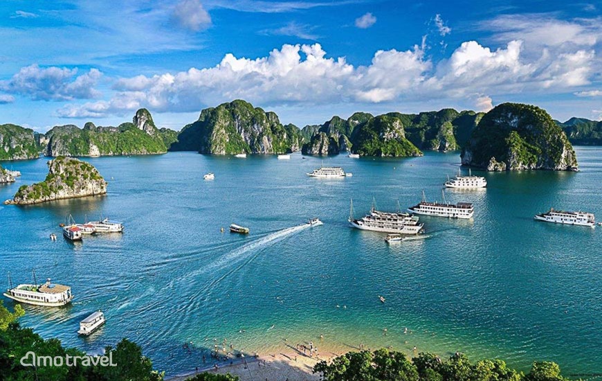Meilleurs endroits pour faire du kayak au Vietnam Vue sur la baie d'Halong depuis l'île Titop