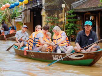 Balade en bateau la saison de pluies à Hoi An